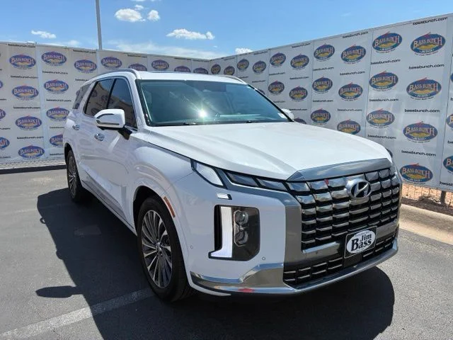 Used 2025 Hyper White Hyundai Calligraphy image 2