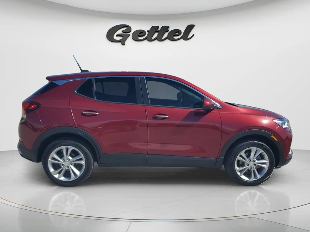 Used 2023 CINNABAR METALLIC Buick Preferred image 4