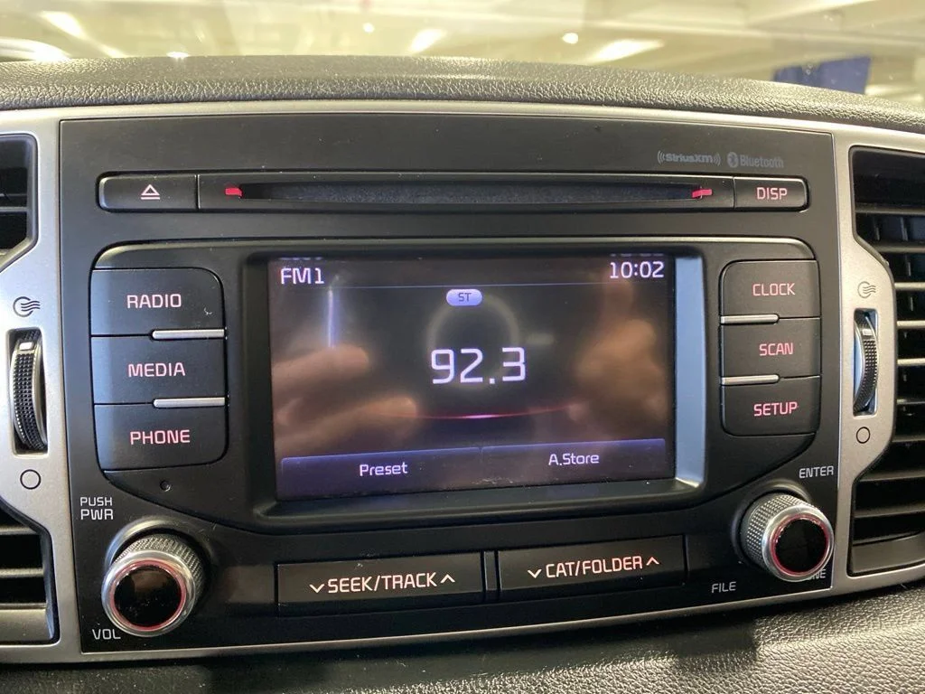 Used 2019 Pacific Blue Kia LX image 16