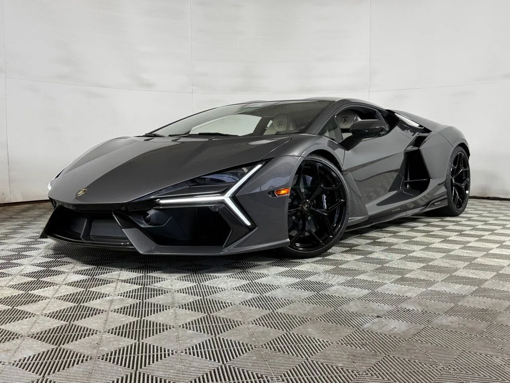 2026 Lamborghini Revuelto 6.5 DCT 4WD's photo