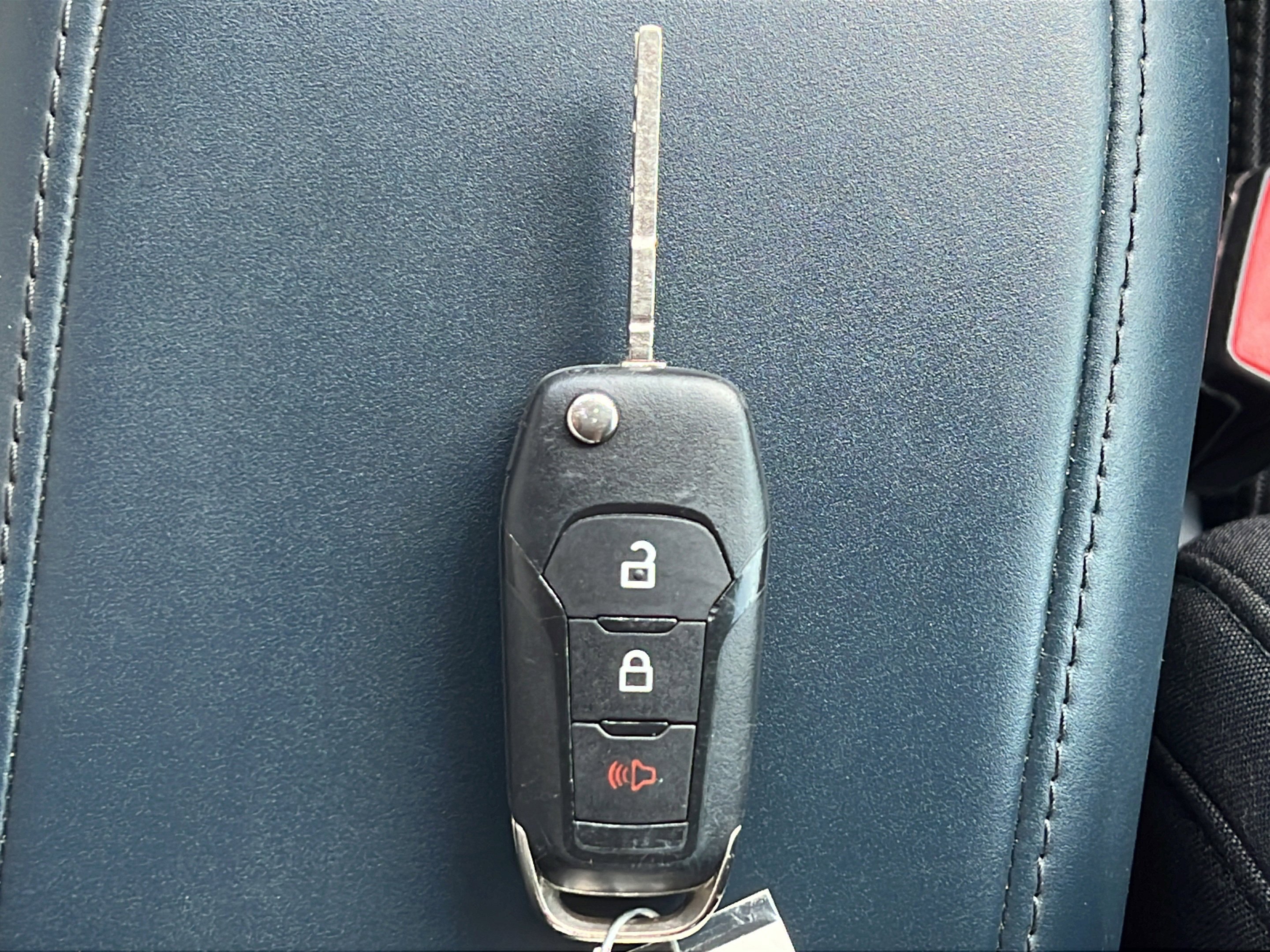 Used 2022 Area 51 Ford XL image 9