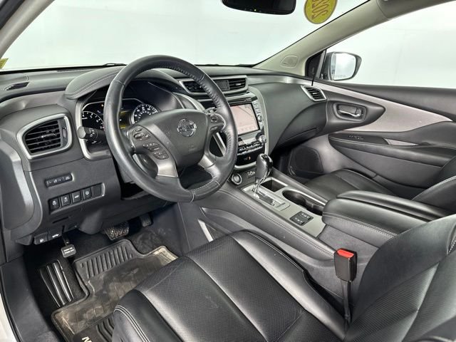 Used 2020 White Nissan SL image 15