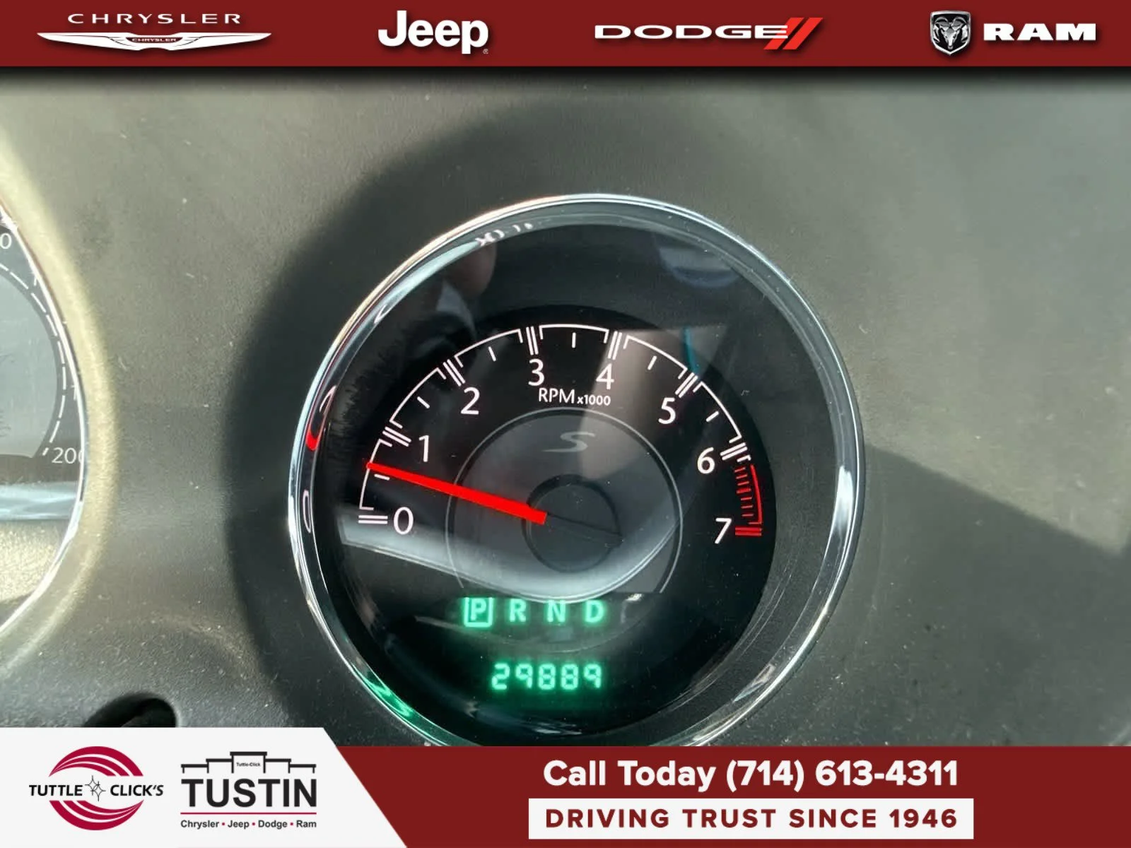 Used 2012 Tungsten Metallic Chrysler Touring image 7