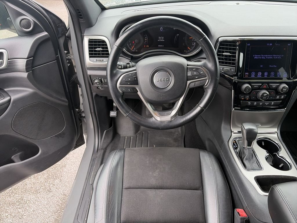 Used 2019 Sting Gray Clearcoat Jeep Altitude image 15