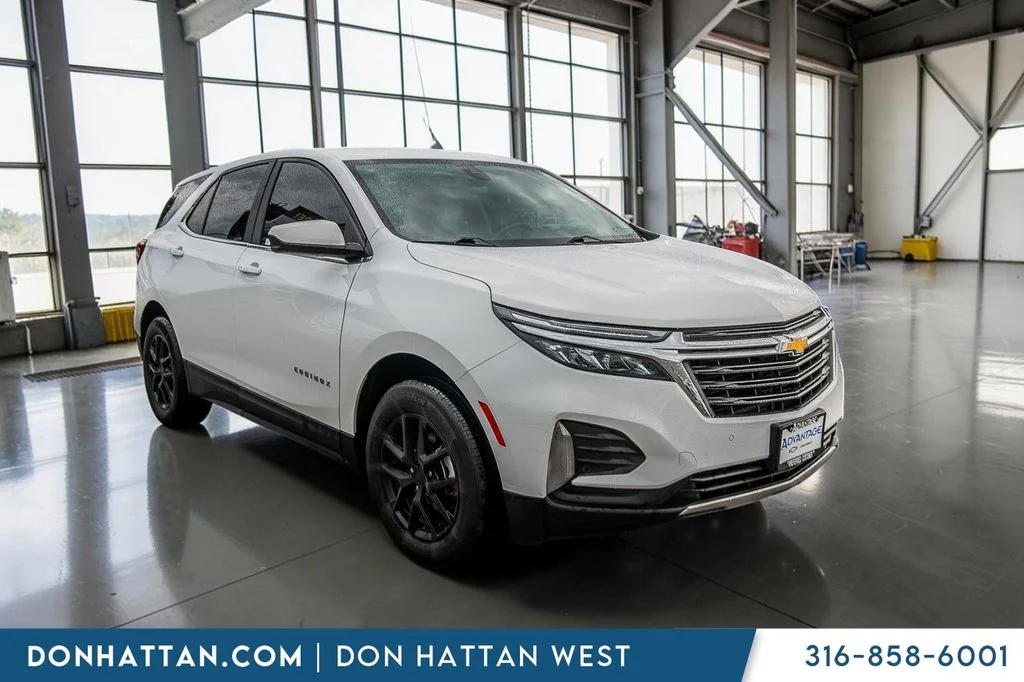 Used 2024 White Chevrolet LT image 33