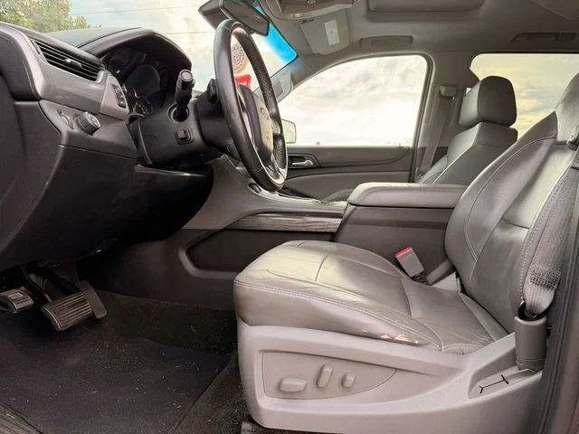 Used 2016 Gray Chevrolet LT image 4
