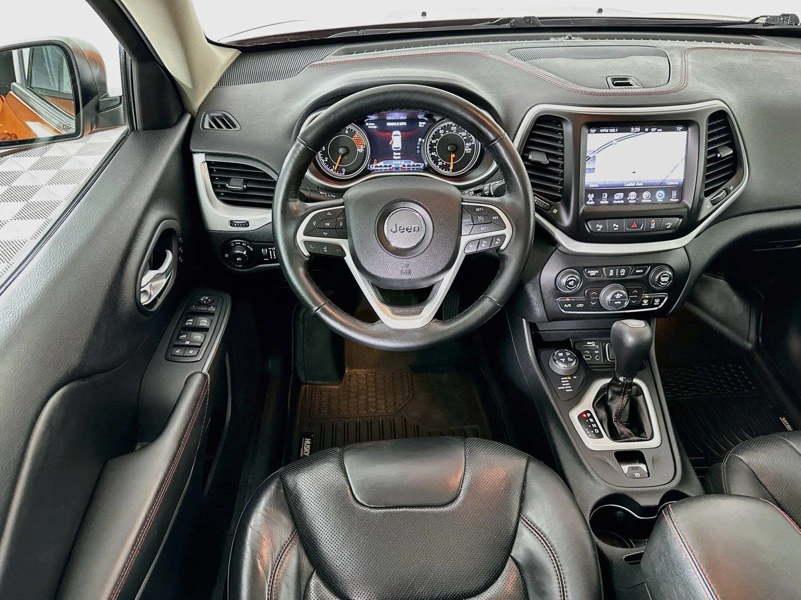 Used 2016 Jeep Cherokee Trailhawk with VIN 1C4PJMBS9GW271051 for sale in Winona, Minnesota
