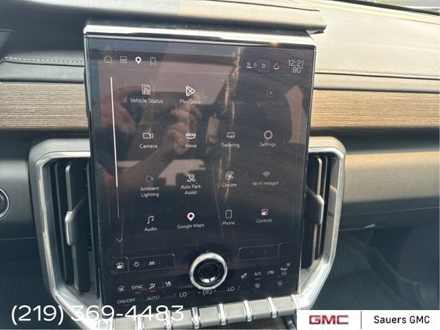2024 GMC Acadia Denali - Photo 19