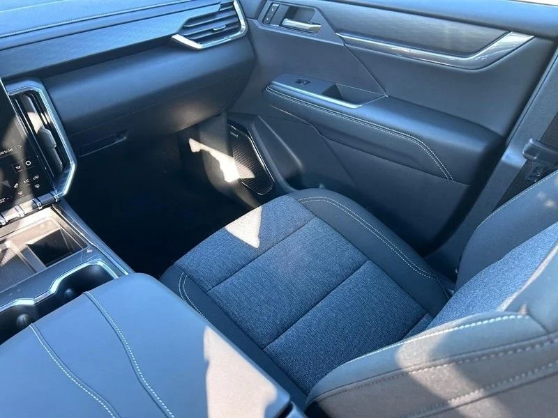2026 GMC Acadia Elevation - Photo 18