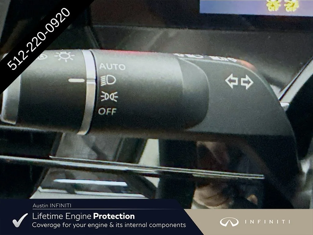 New 2027 White INFINITI LUXE image 14