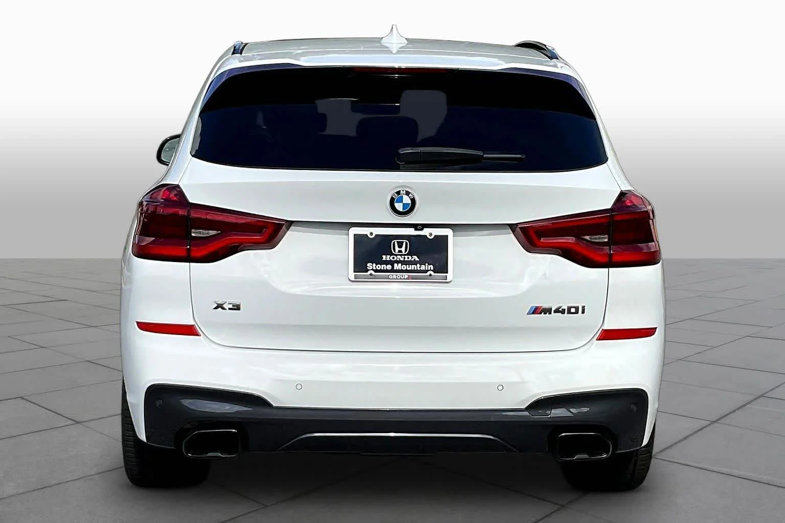 Used 2020 Alpine White BMW M40i image 5