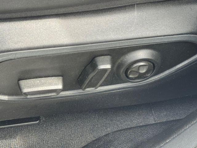 Used 2023 White Jeep 4xe image 14