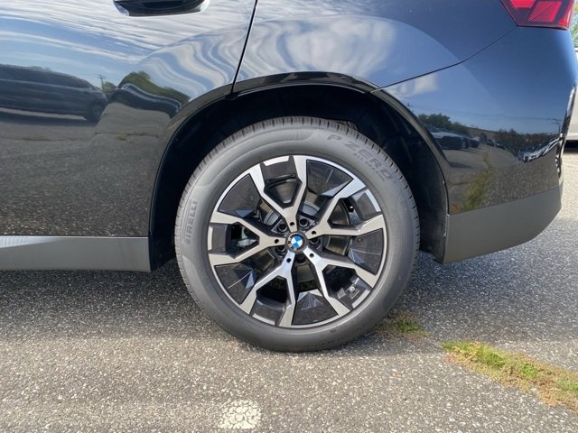 Certified Used 2026 Black Sapphire Metallic BMW 30 xDrive image 5