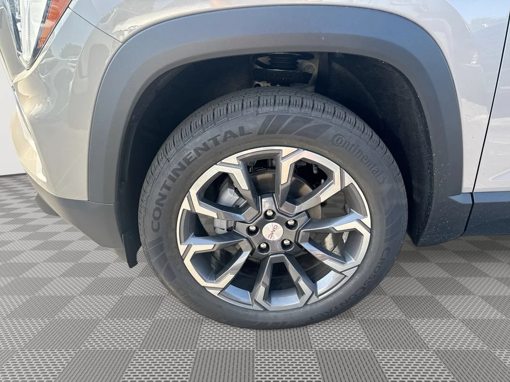 New 2027 Riverstone Metallic GMC Elevation image 29