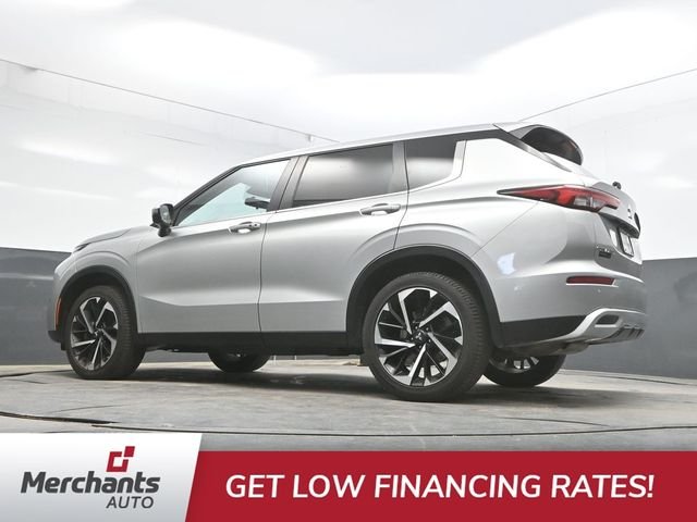 Used 2024 Silver Mitsubishi SE image 37