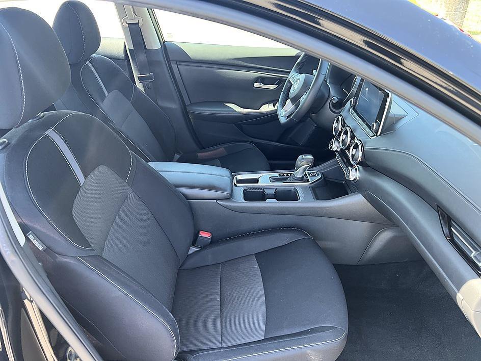 Used 2020 Super Black Nissan SV image 17
