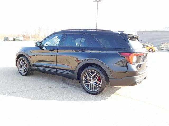 New 2026 Agate Black Metallic Ford ST image 53
