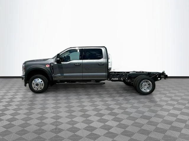 New 2026 Gray Ford Lariat image 3