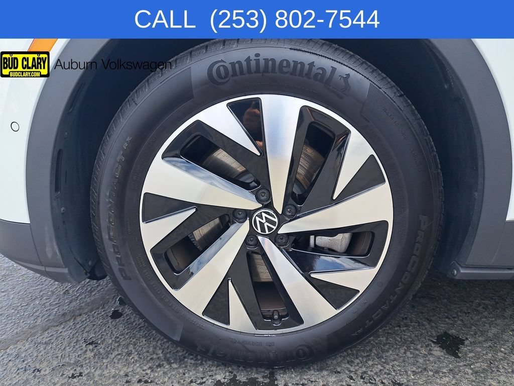 Used 2024 White/off-white Volkswagen Standard image 29