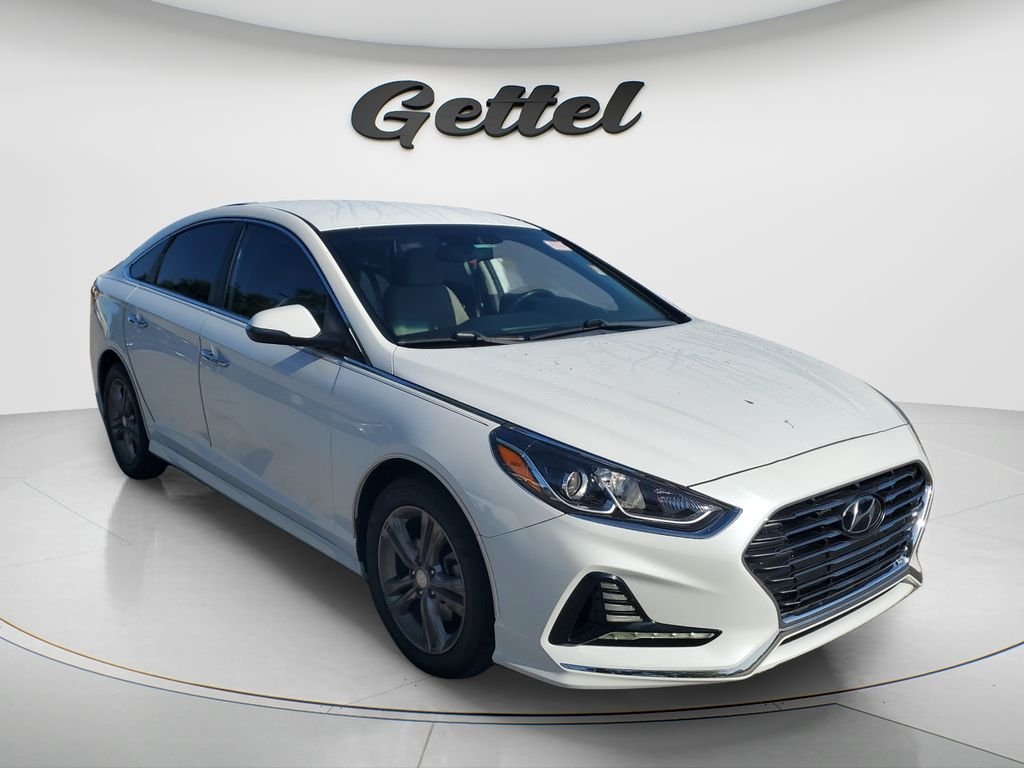 Used 2018 White Hyundai SEL image 3