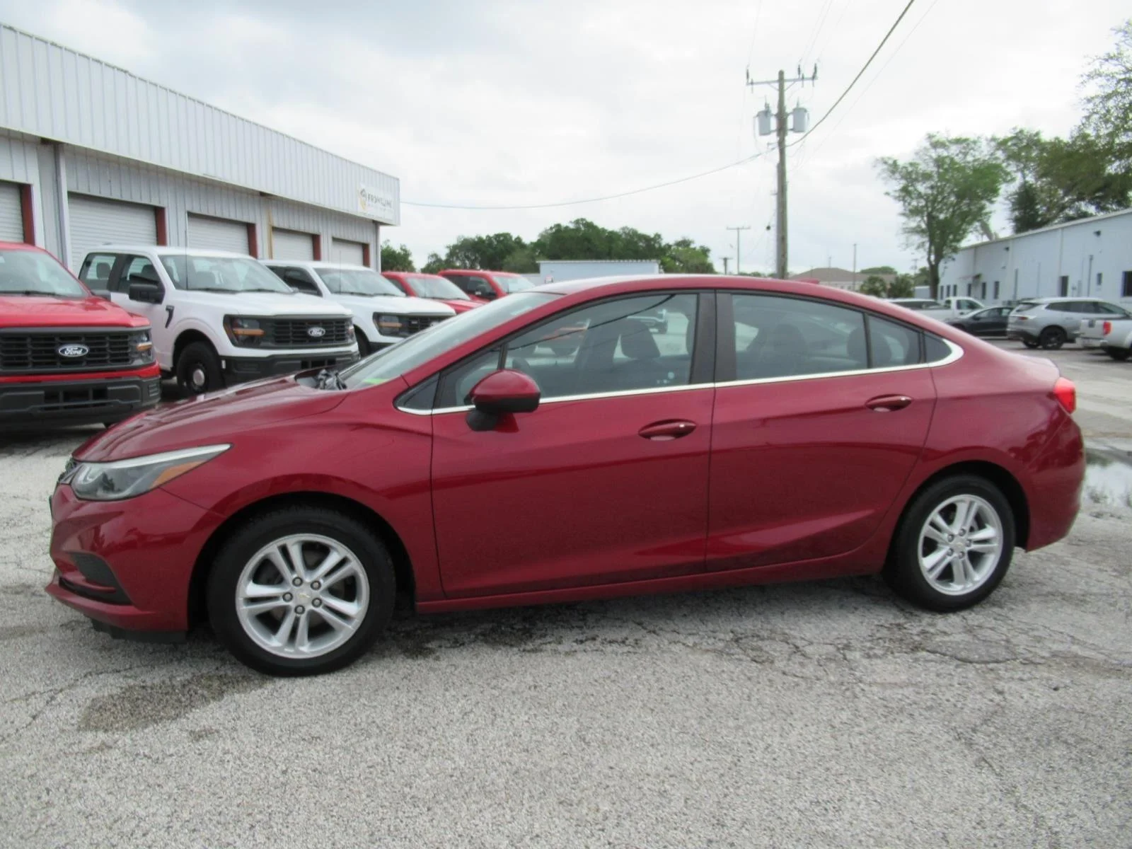 Used 2018 Red Chevrolet LT image 4