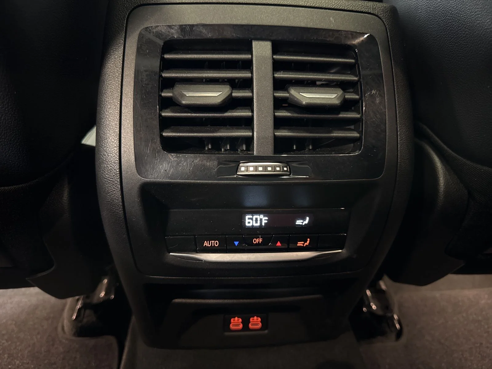 Used 2023 Black BMW xDrive30i image 13