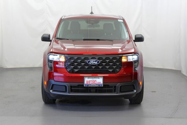 New 2026 Ruby Red Metallic Tinted Clearcoat Ford XLT image 3