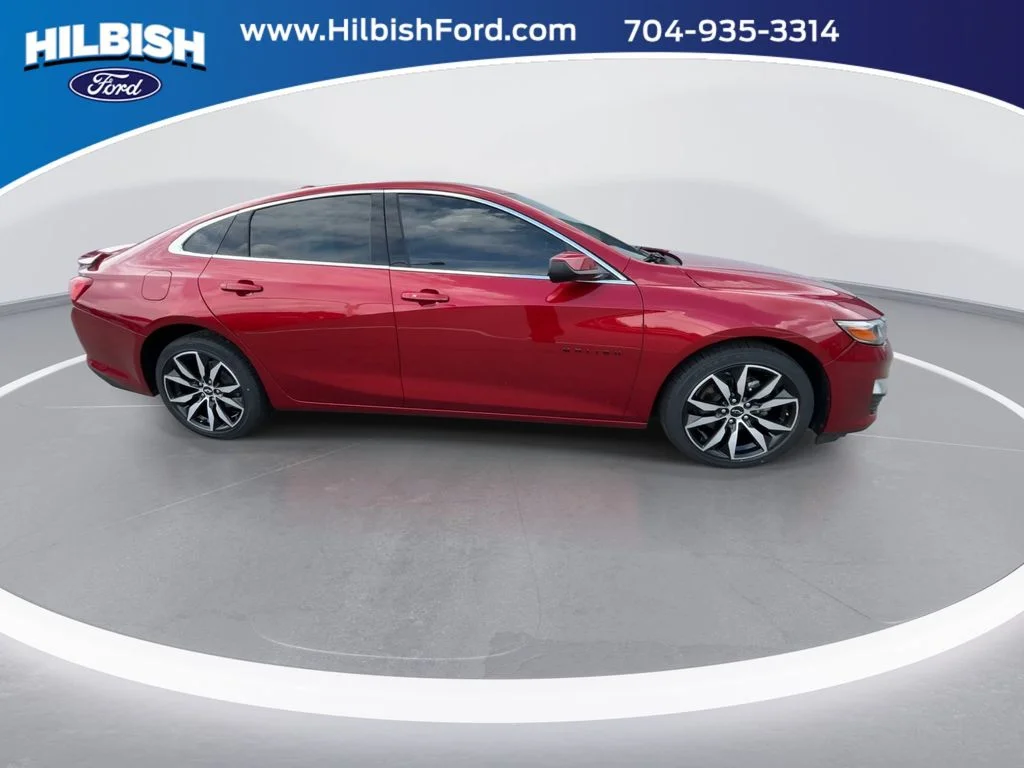 Used 2025 Red Chevrolet RS image 9