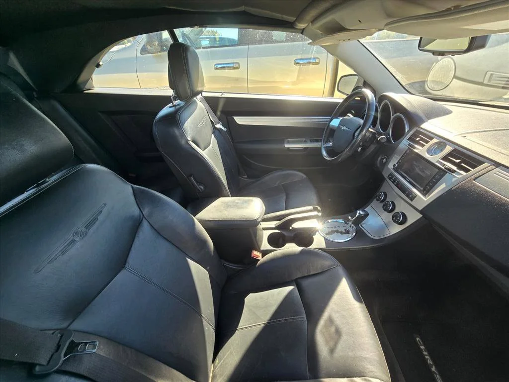 Used 2010 Gold Chrysler Touring image 7