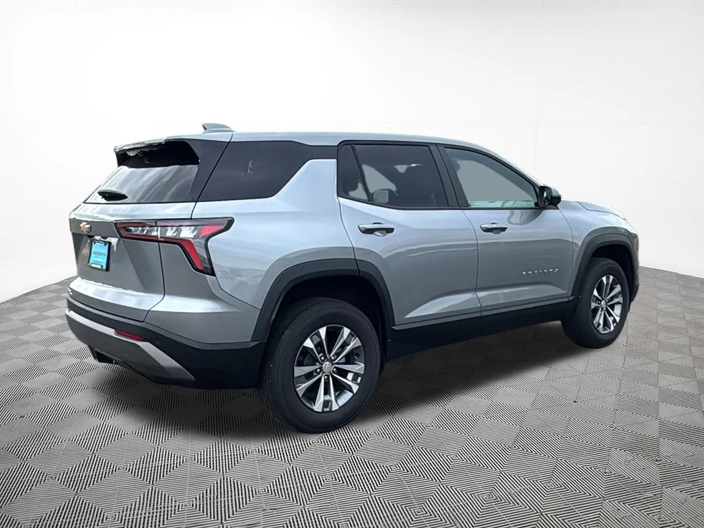 2026 Chevrolet Equinox LT - Photo 9