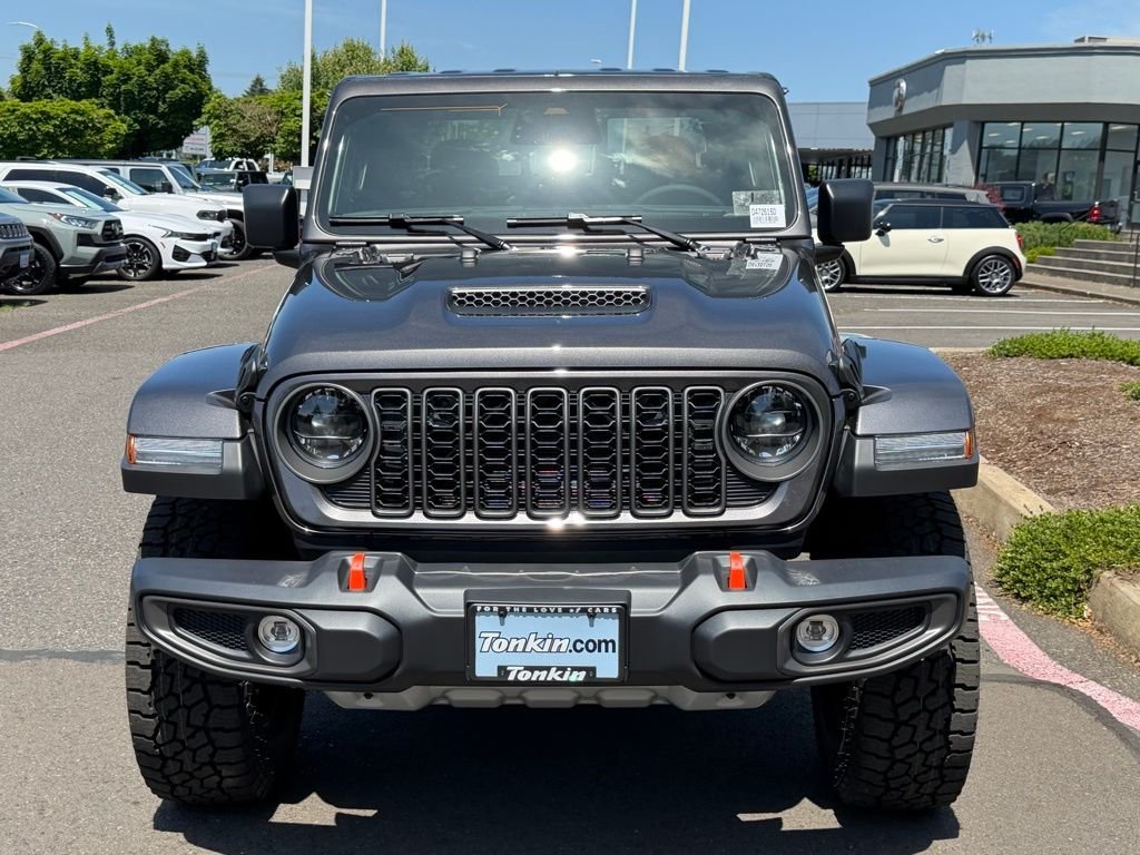 New 2026 Granite Crystal Metallic Clear-Coat Exterior Paint Jeep Mojave image 3