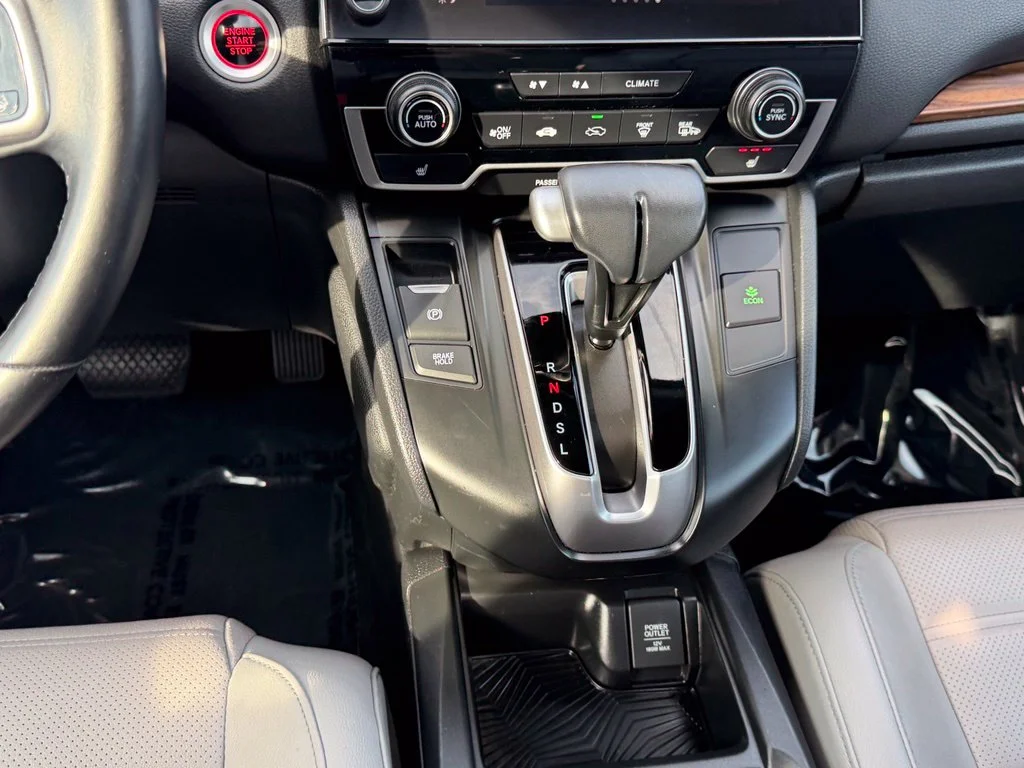 Used 2017 Lunar Silver Metallic Honda EX-L image 20