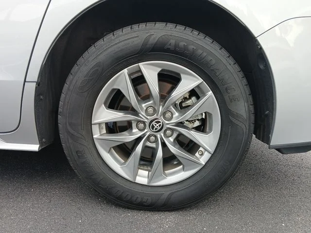 Used 2023 Silver Toyota XLE image 7