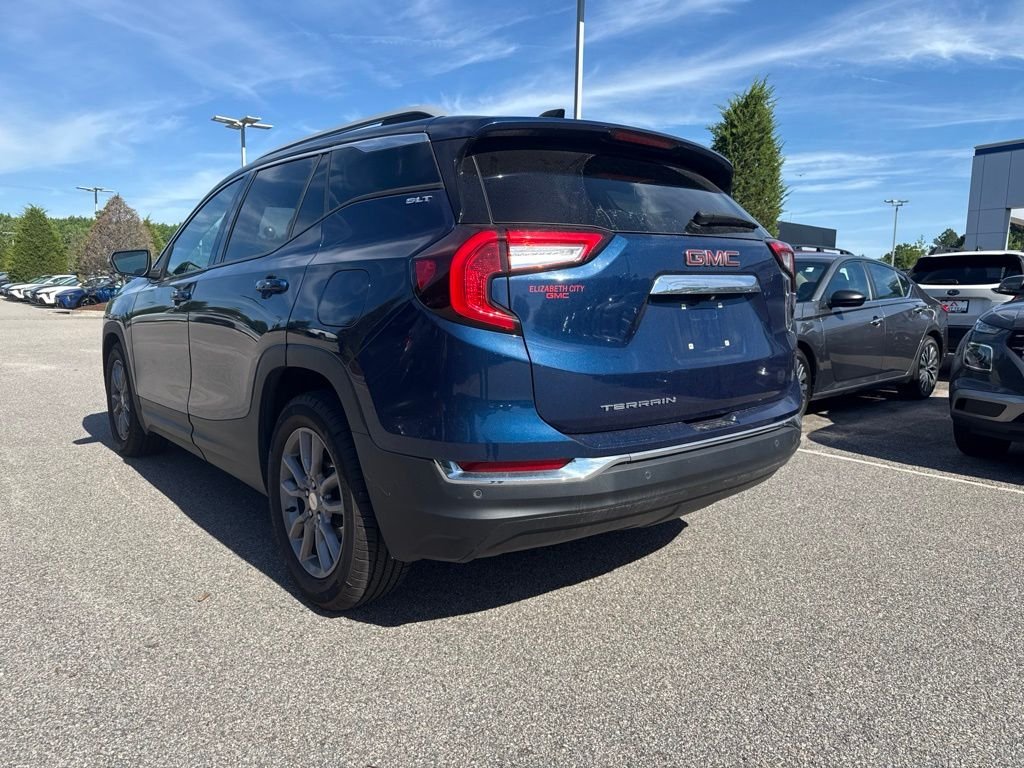 Used 2023 Blue GMC SLT image 3