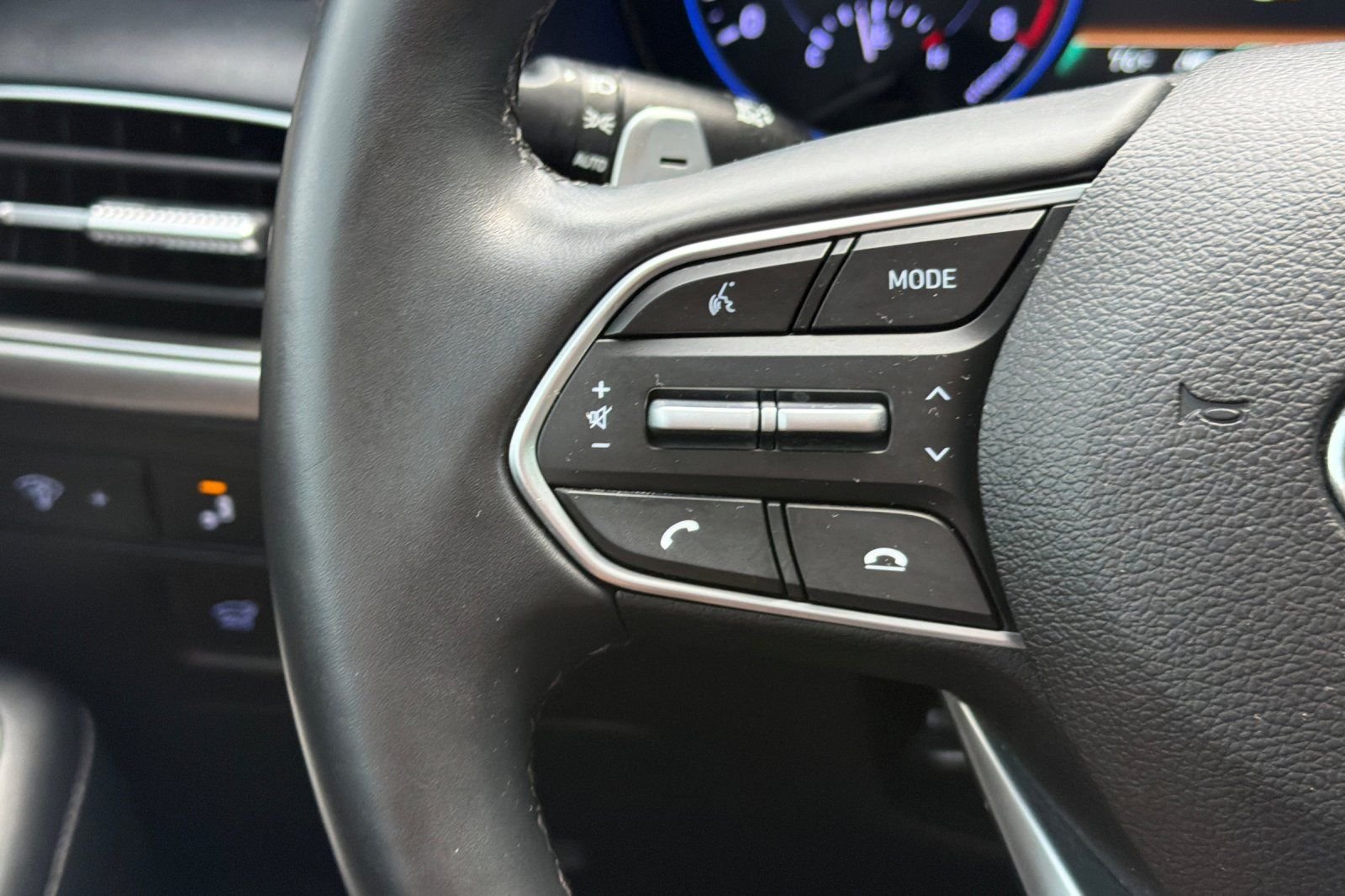 Used 2020 Black Hyundai SEL image 27