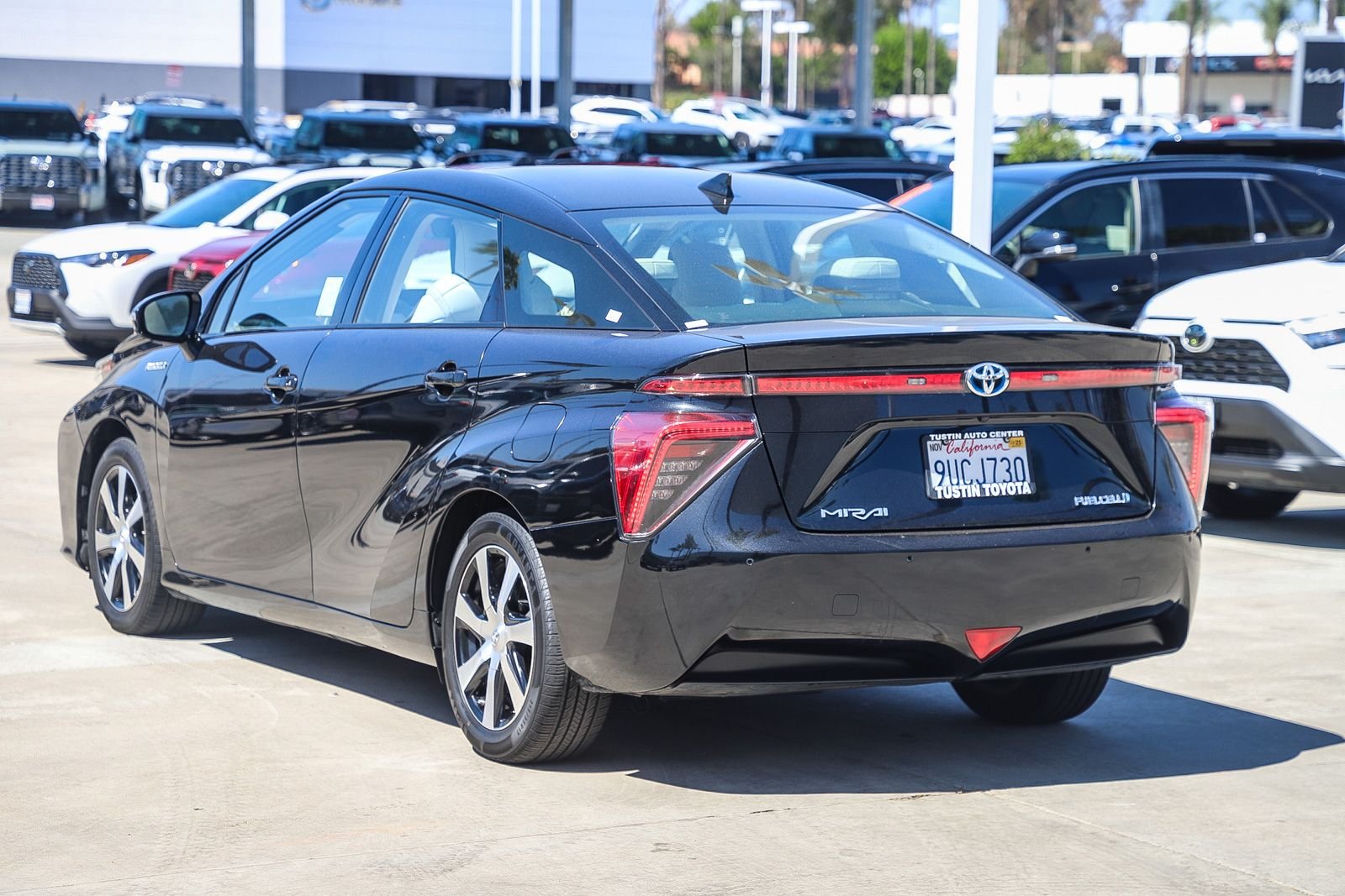 Used 2018 Black Toyota Base image 8