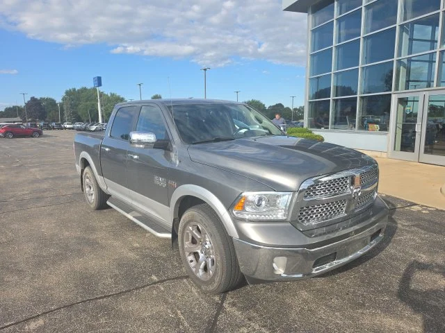 2013 RAM 1500 Pickup Laramie