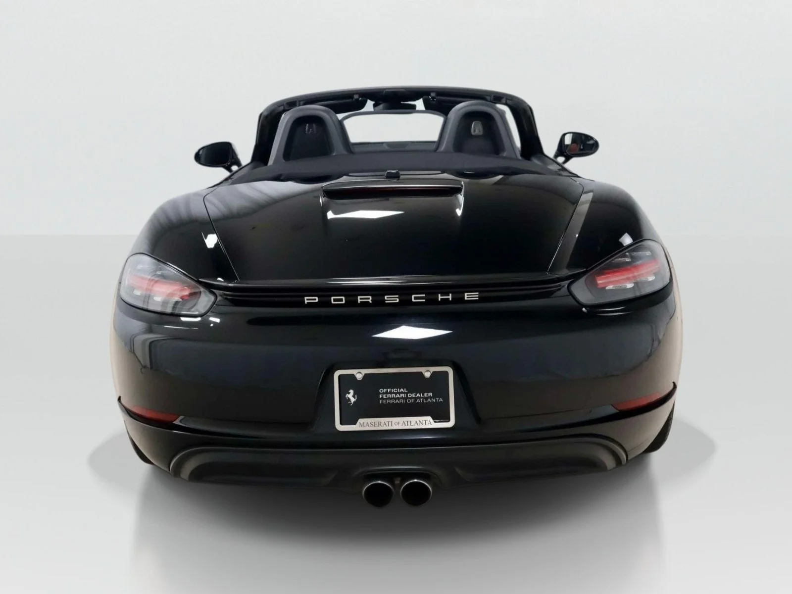 Used 2017 Jet Black Metallic Porsche  image 4