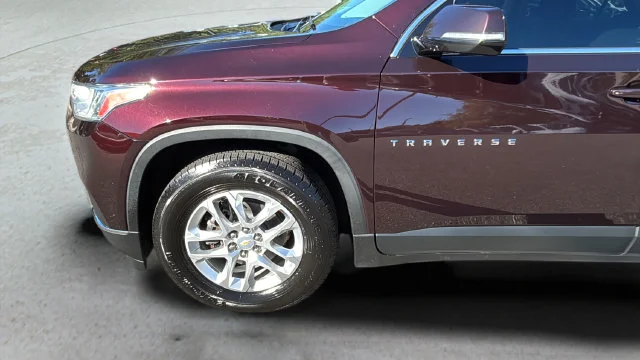 Used 2020 Red Chevrolet LT image 38