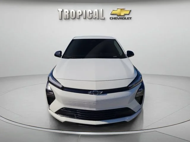 New 2027 Summit White Chevrolet LT image 8