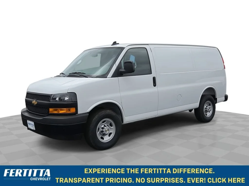 New 2026 Summit White Chevrolet WT image 1