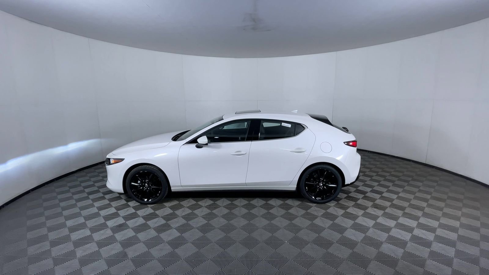 New 2026 Snowflake White Pearl Mazda 2.5 S Premium image 4