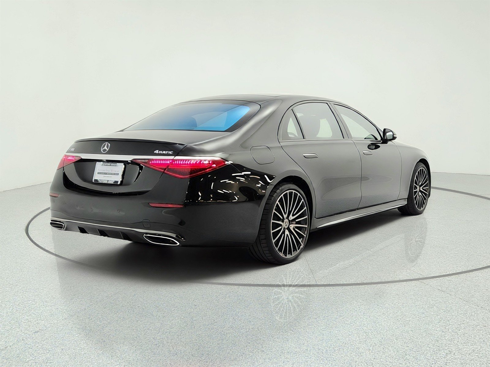 Certified Used 2023 Obsidian Black Mercedes-Benz S 580 4MATIC® Sedan image 5