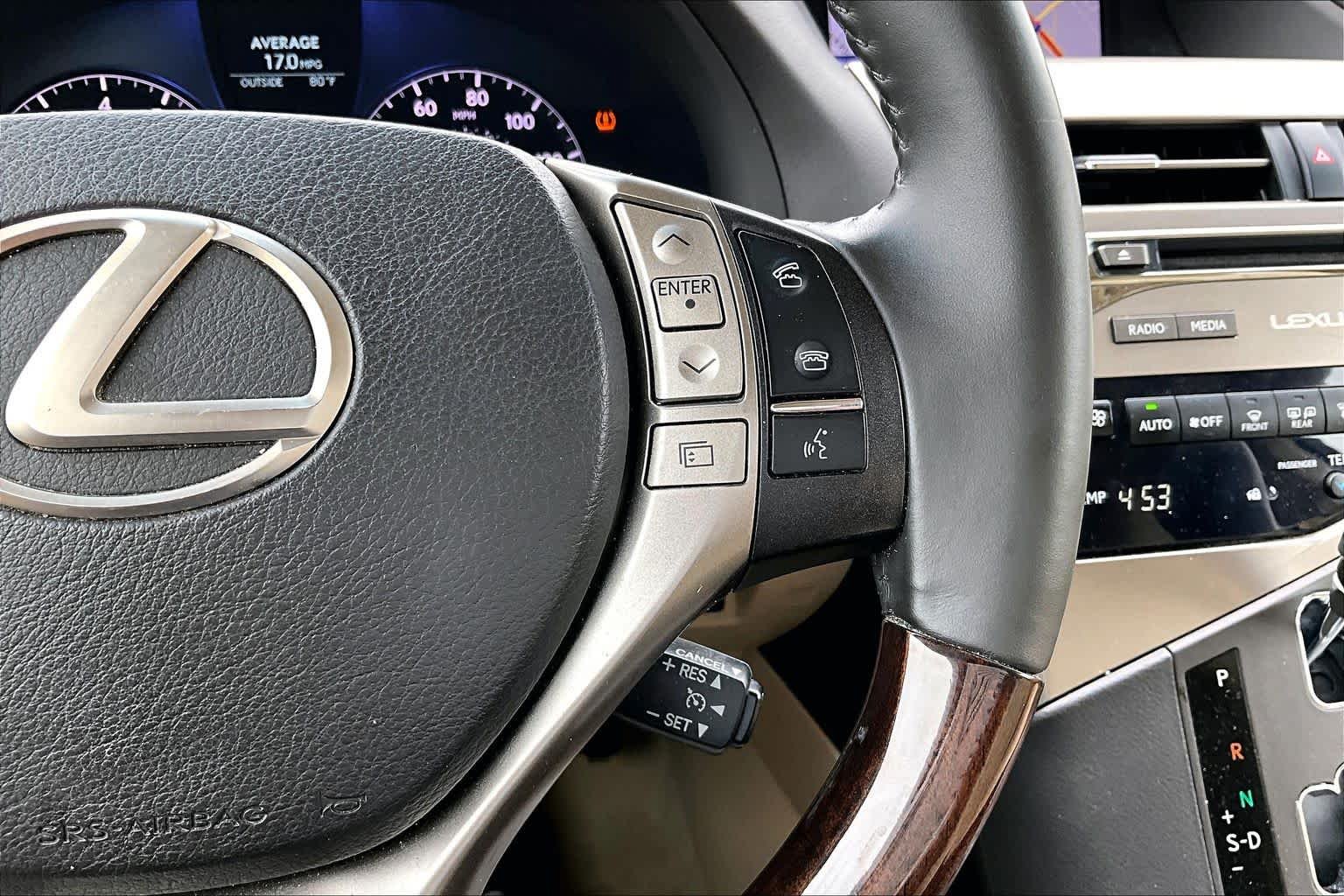Used 2015 Starfire Pearl Lexus  image 25