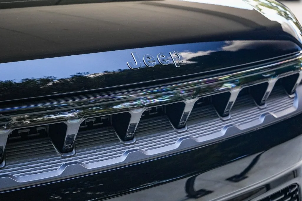 New 2026 High Gloss Black Jeep Limited Reserve image 9
