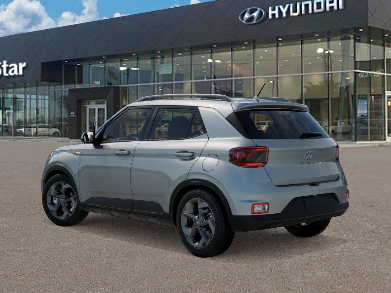 New 2026 Shimmering Silver Hyundai SEL image 5