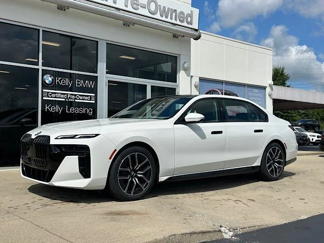 Certified Used 2023 Alpine White BMW 760i xDrive image 4