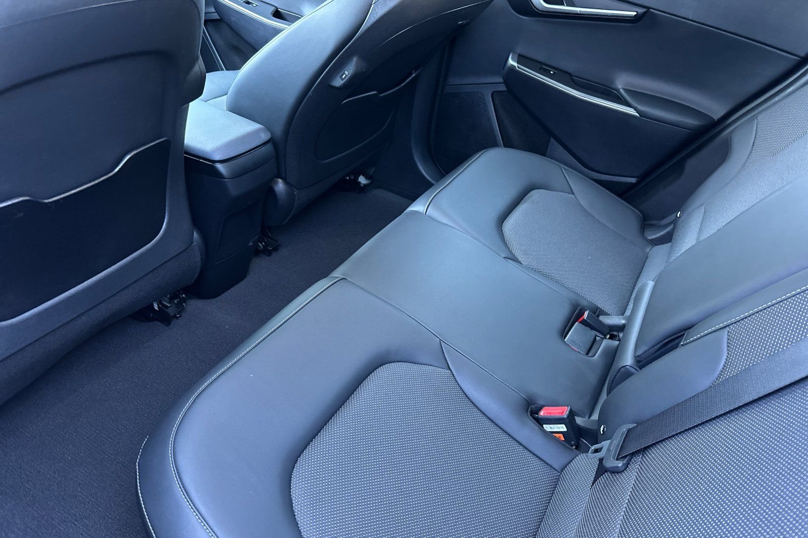 Used 2023 Gray Kia Light image 12
