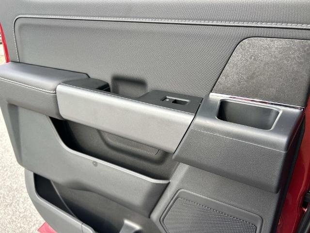 New 2026 Ruby Red Metallic Tinted Clearcoat Ford XLT image 18