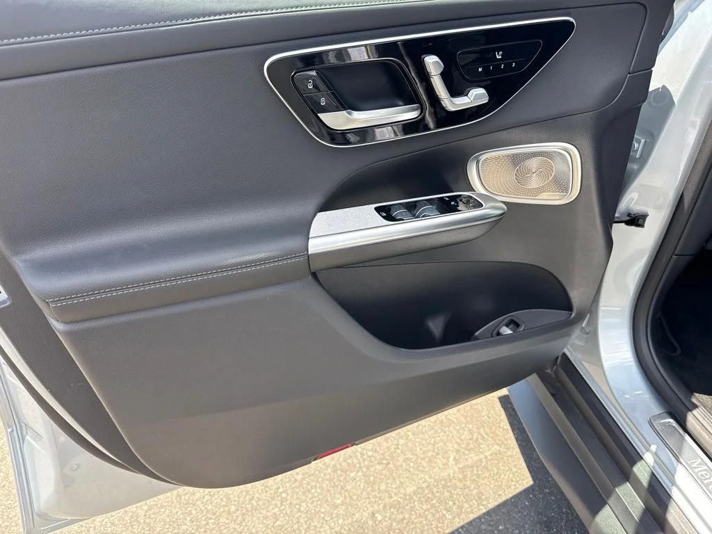 New 2026 Cirrus Silver Metallic Mercedes-Benz GLC 300 image 49